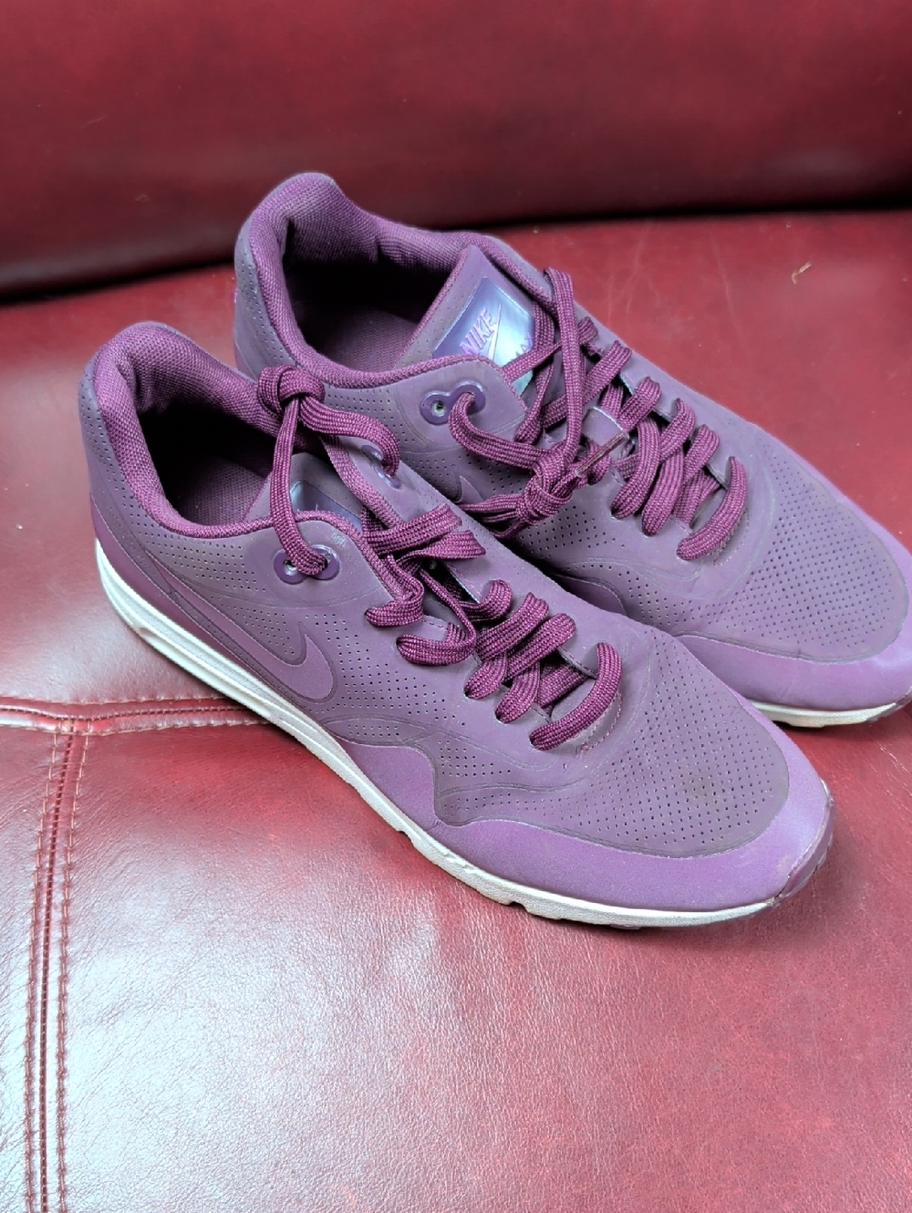 Nike Air Max 1 Ultra Moire in Mulberry Women's Running Shoe Size 11